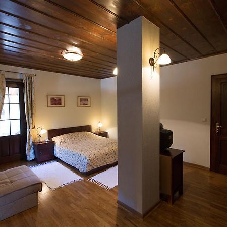 סטינג'ה Hotel Ivanov Konak מראה חיצוני תמונה