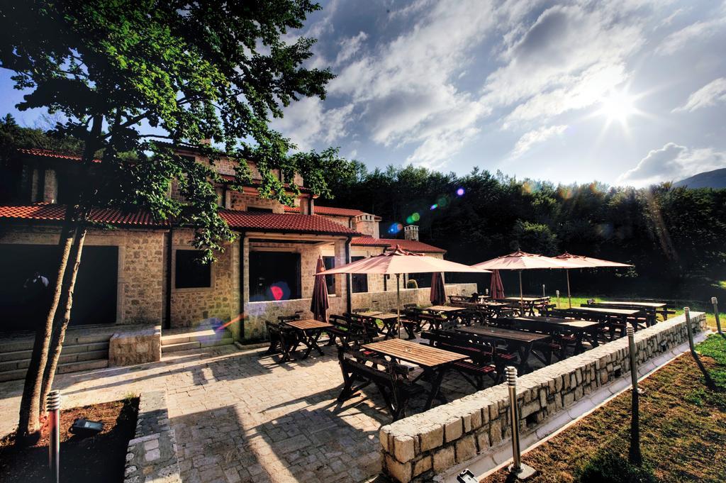 סטינג'ה Hotel Ivanov Konak מראה חיצוני תמונה