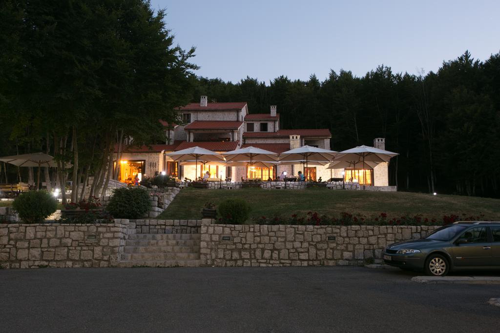 סטינג'ה Hotel Ivanov Konak מראה חיצוני תמונה