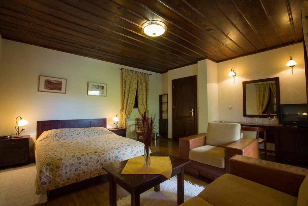 סטינג'ה Hotel Ivanov Konak מראה חיצוני תמונה