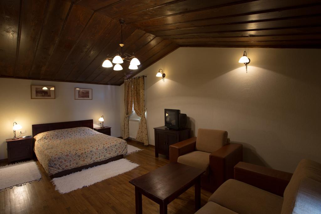 סטינג'ה Hotel Ivanov Konak מראה חיצוני תמונה