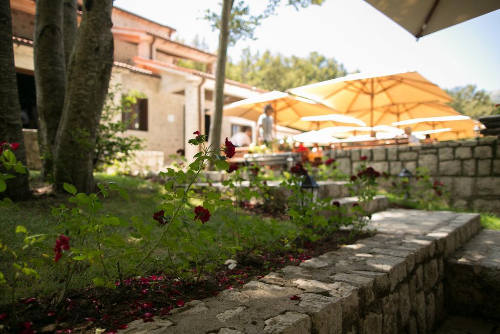 סטינג'ה Hotel Ivanov Konak מראה חיצוני תמונה